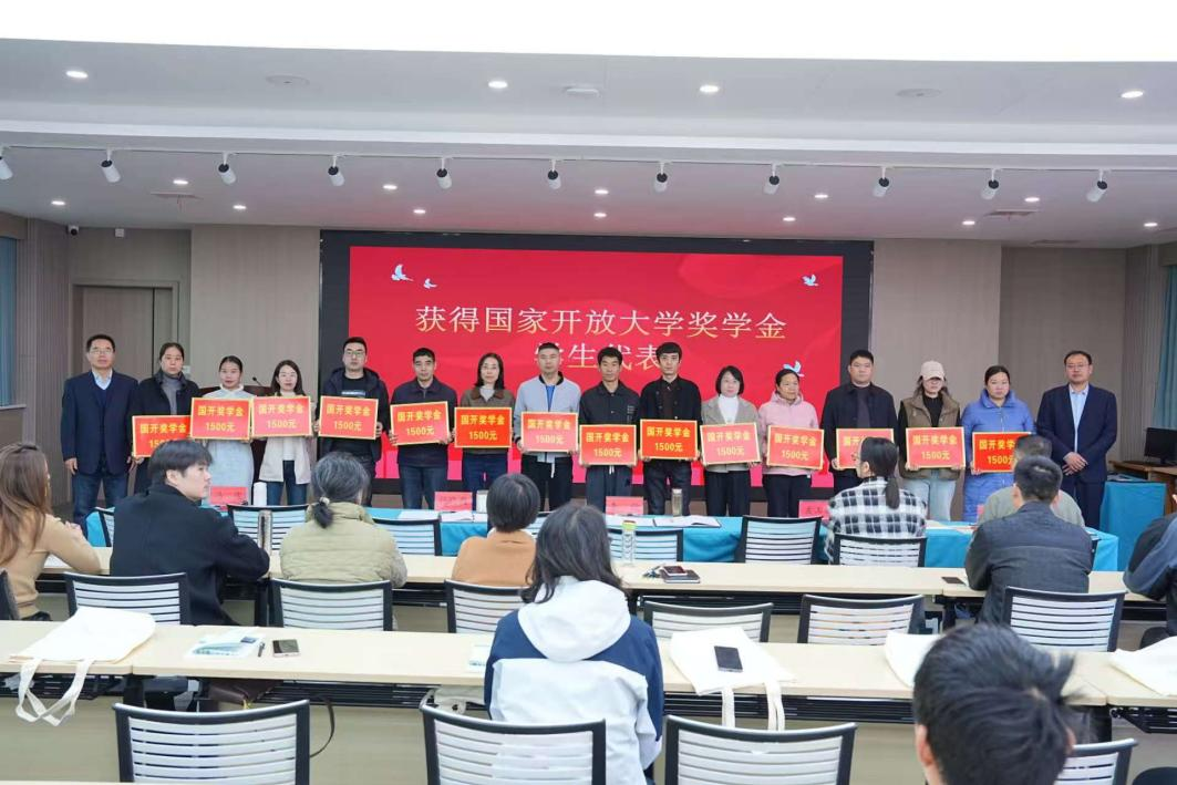 1762778737_2831.png 1762778737_2831.png